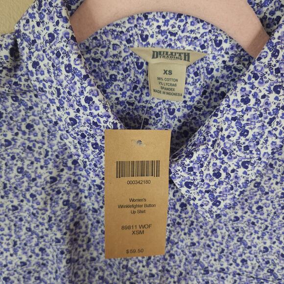 Duluth Trading Co. Wrinklefighter Button Up Shirt Small Purple Floral Size XS - Picture 8 of 9